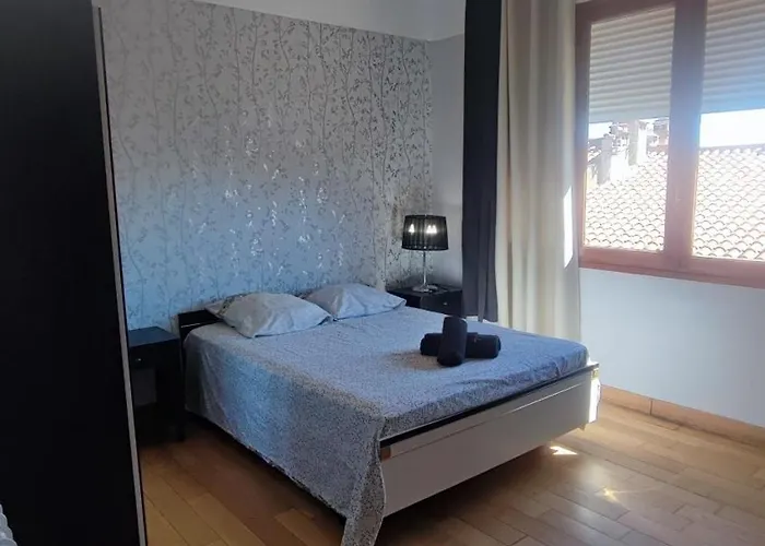 Habitación en casa particular Luxurieux Gris *